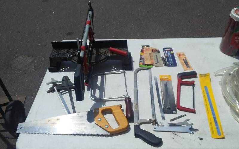 lot 50 image: Hand Miter Saw, Misc Saws & Blades