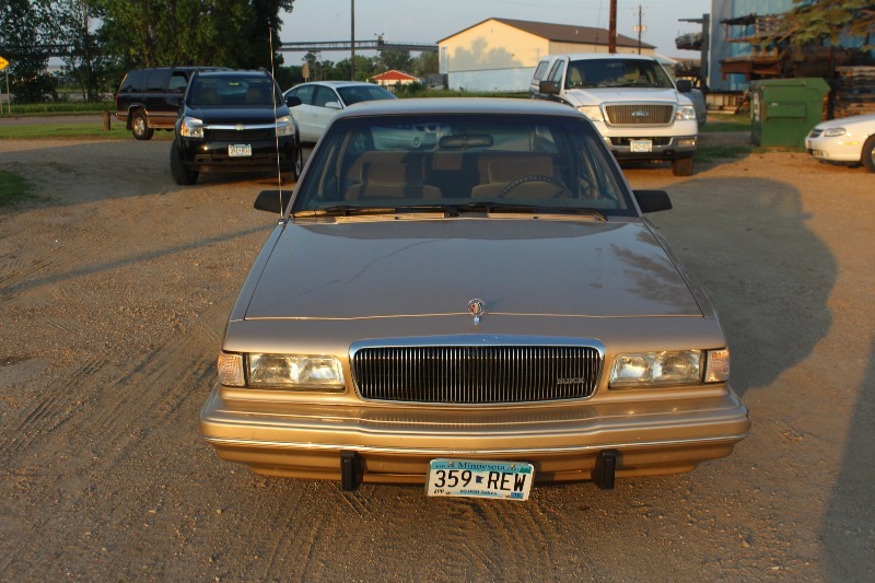 lot 2566 image: 1994 Buick Century Special Edition - 071,941 Miles -