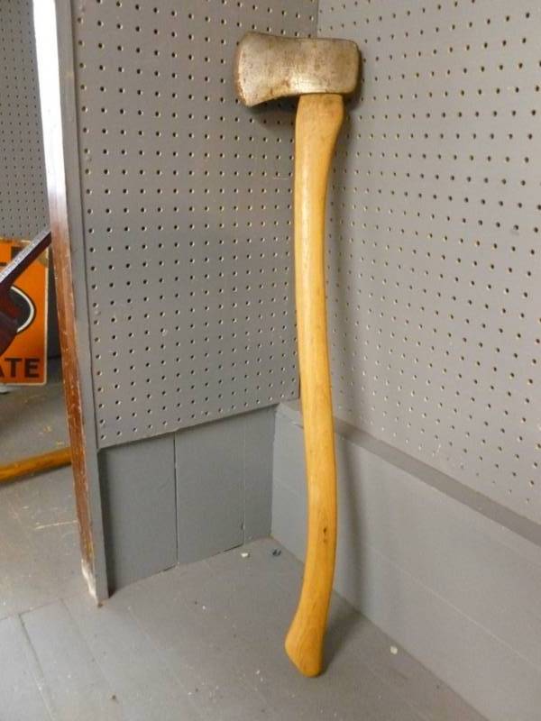 Plumb Ax