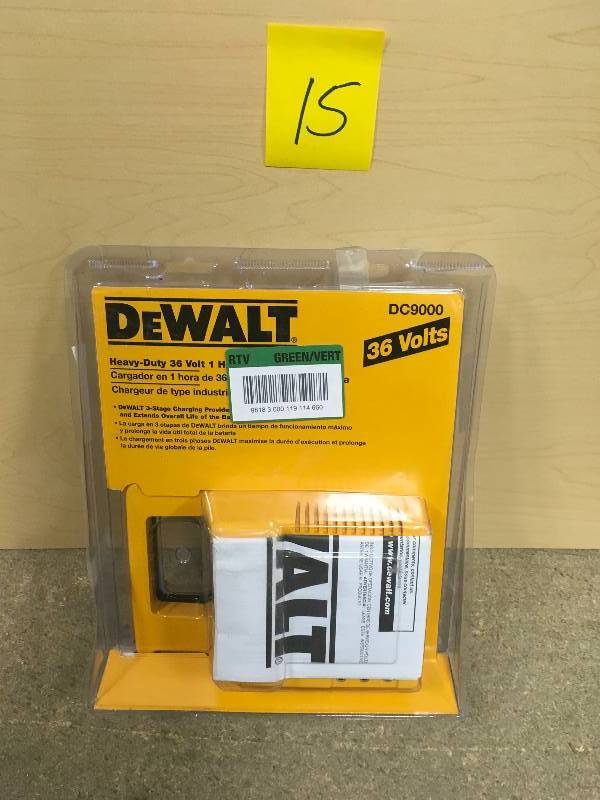 lot 15 image: DEWALT Heavy Duty 36-Volt Charger