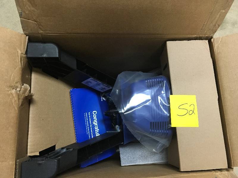 lot 52 image: Graco Magnum X5 Airless Paint Sprayer open box never used