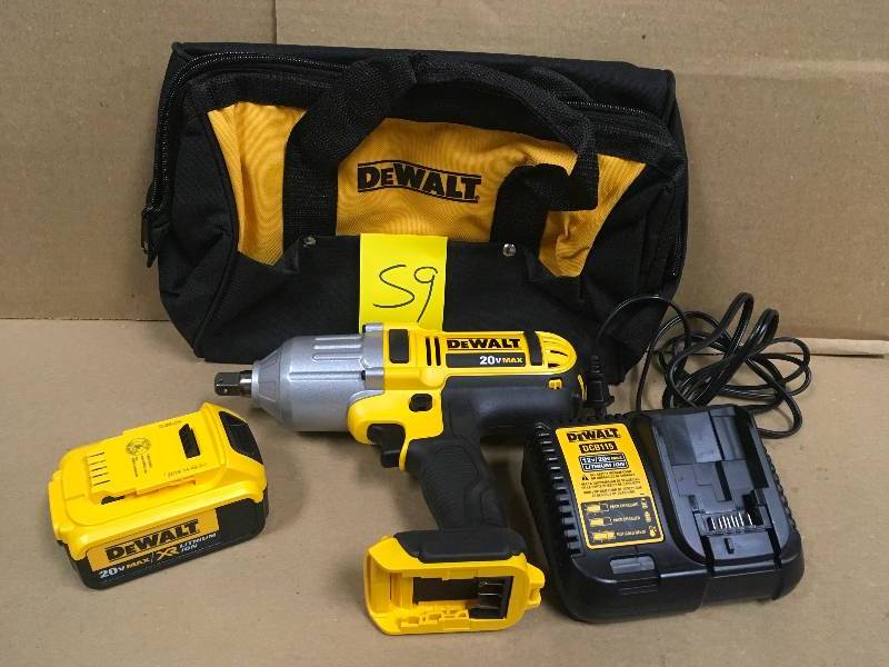 lot 59 image: DEWALT 20-Volt MAX Lithium-Ion Cordless 12 in. Impact Wrench Kit with (2) Batteries 4Ah, Charger and Contractor Bag not used
