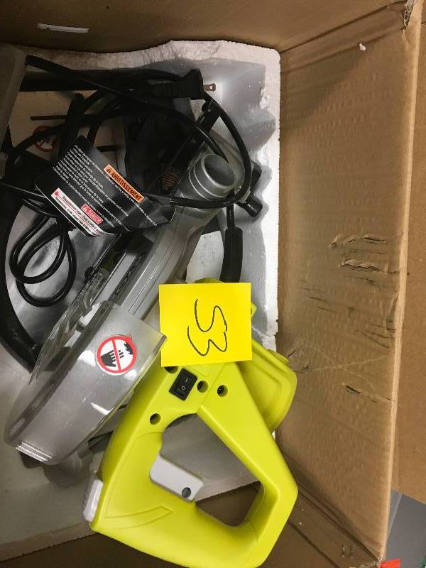 lot 53 image: RYOBI 9 Amp 7-14 in. Compound Miter Saw with Laser in working conditions