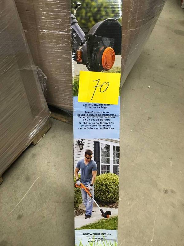 lot 70 image: BLACKDECKER  20V Max Lithium String TrimmerEdger, 10  Tested Tool Only in working conditions