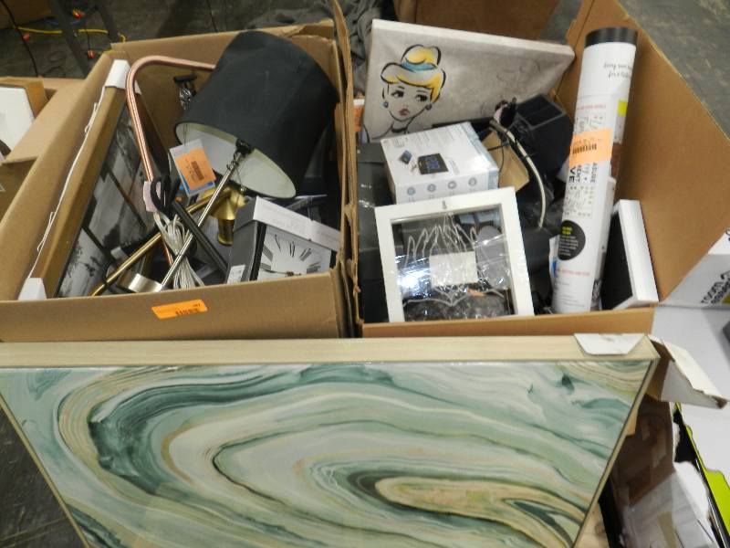 lot 482 image: PALLET LOT