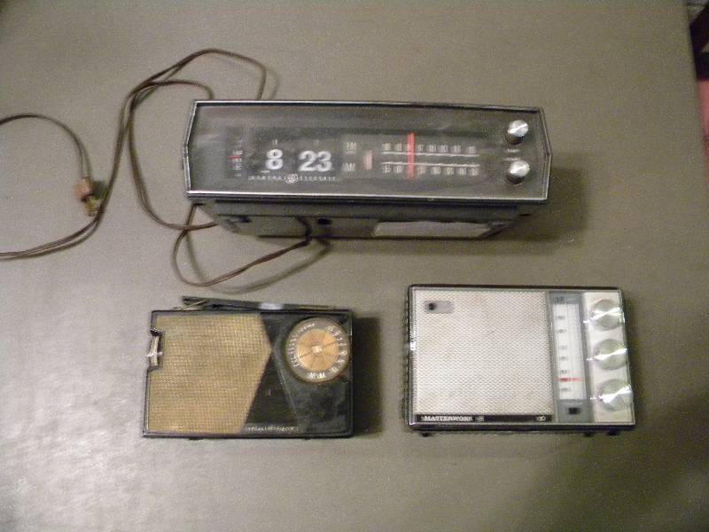 3 Vintage Radios