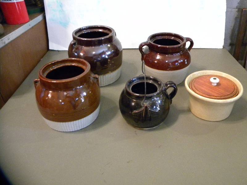 4 Bean Pots & Lidded Bowl