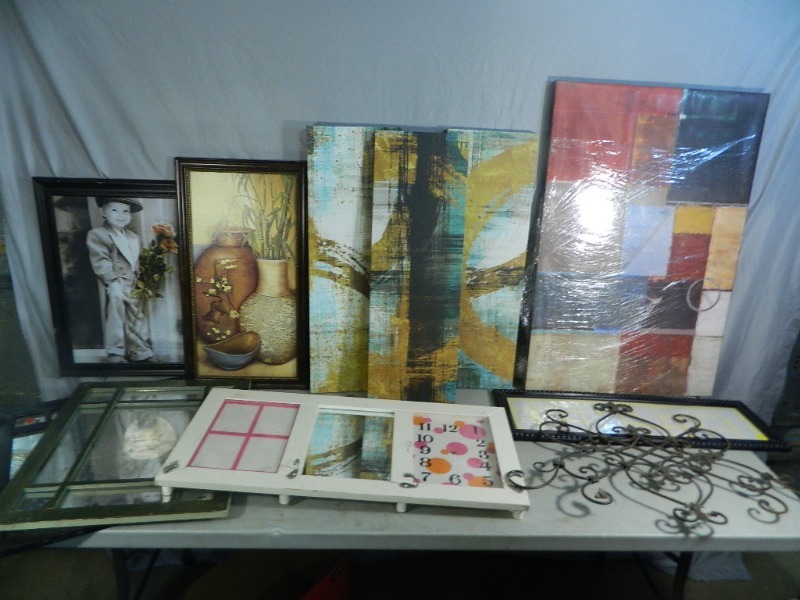lot 101 image: Artwork, Wall Decor, Mirror, Etc