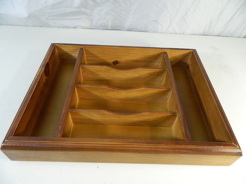 lot 11 image: New Wood Organizer