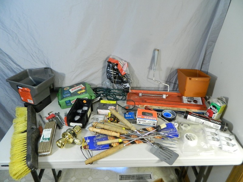 lot 47 image: Tools and Shop Supplies
