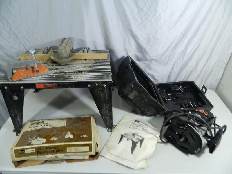 lot 108 image: Craftsman Router and Router Table
