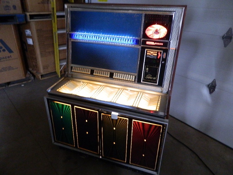 lot 1F image: Vintage Seeburg Jukebox
