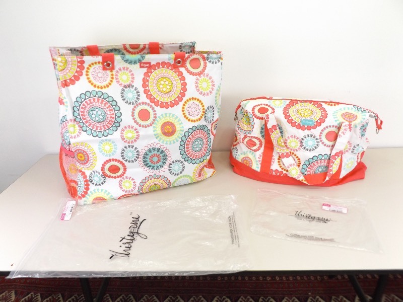 lot 22 image: 2 New with Tags Thirty One Citrus Medallion Bags