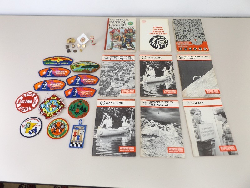lot 36 image: Vintage Boy Scout BSA Lot