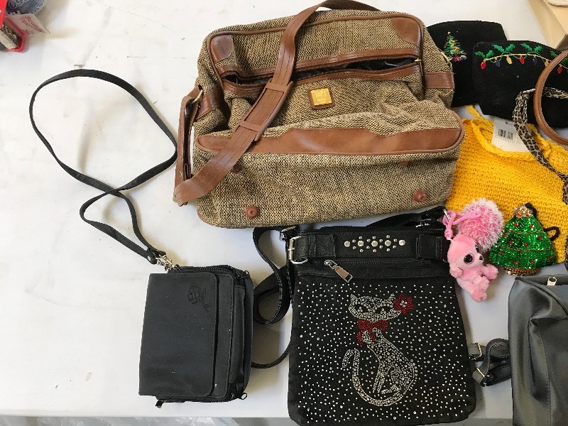 LOT OF PURSES AND HANDBAGS
