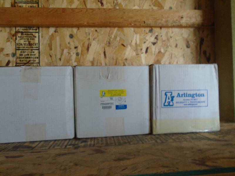 lot 27 image: Reversible Flanged Fixture Boxes
