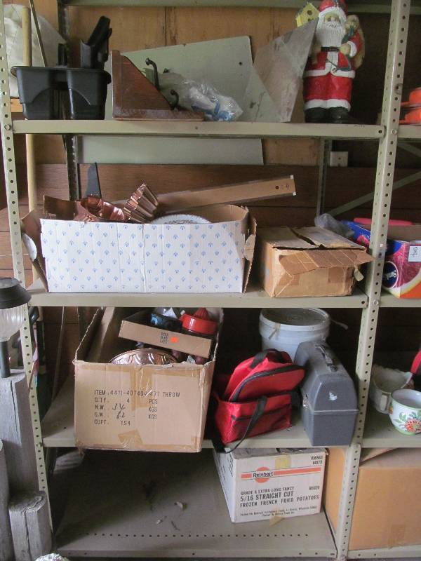 lot 58 image: Shelf, Mirror, Santa Statue, Food Grinder, Figurines, Plates, Bowls, Jello Molds, Lunch Bags, Coffee Cups, Lunch Box, Bucket