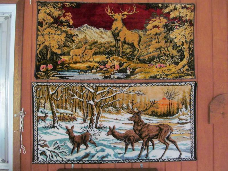 lot 86 image: 2 Deer Murals
