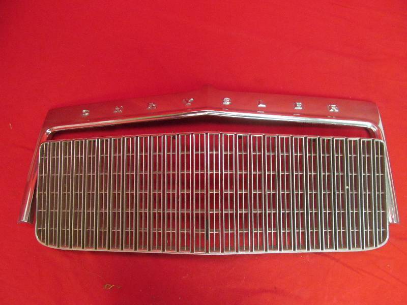 lot 103 image: Chrysler Front Grill and Hood