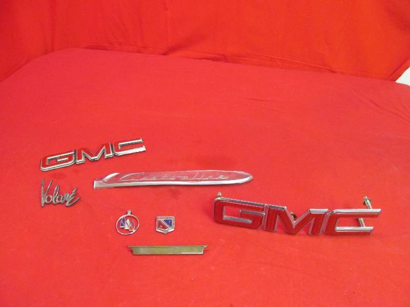 lot 107 image: Variety of Different Emblems