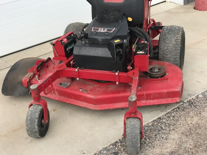 lot 2 image: Toro Grandstand Commercial Mower