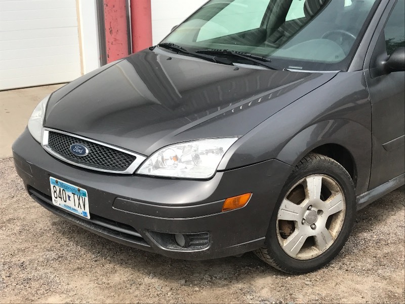 lot 1 image: 2005 Ford Focus