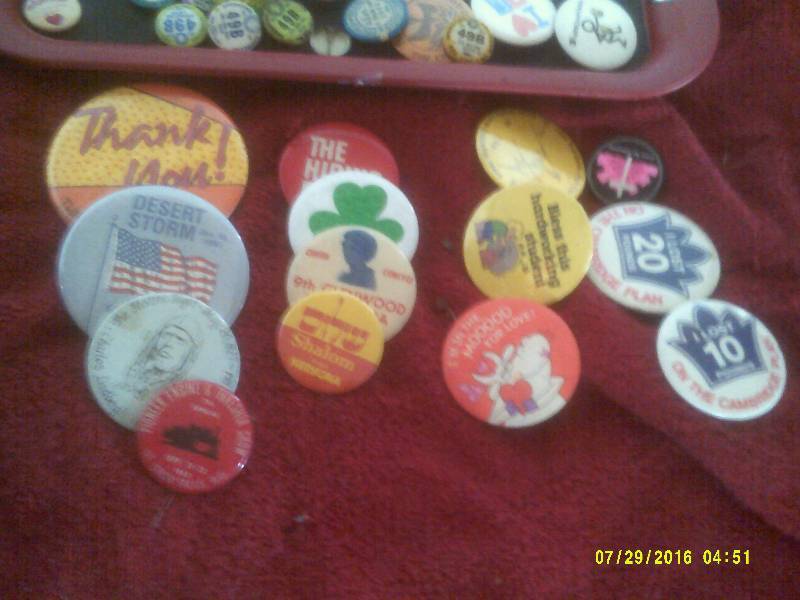 VINTAGE BUTTONS