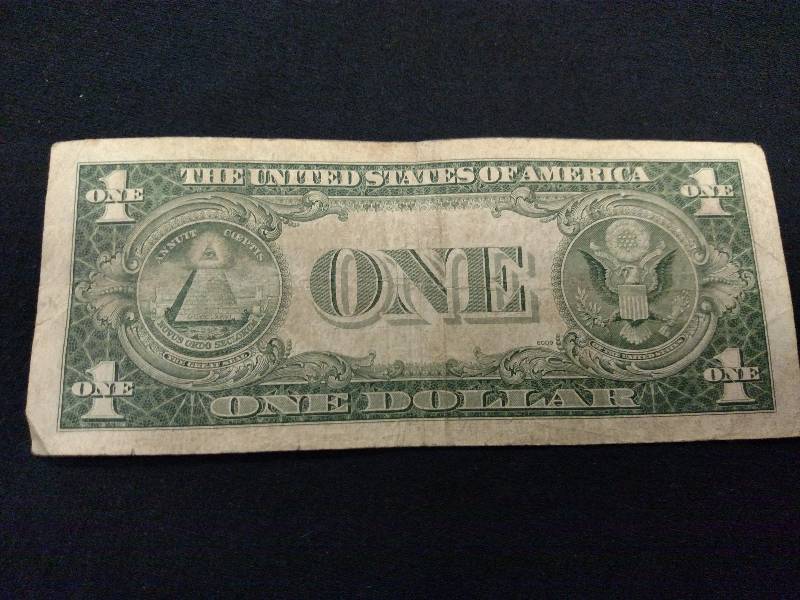 1935 F One Dollar Silver Certificat...
