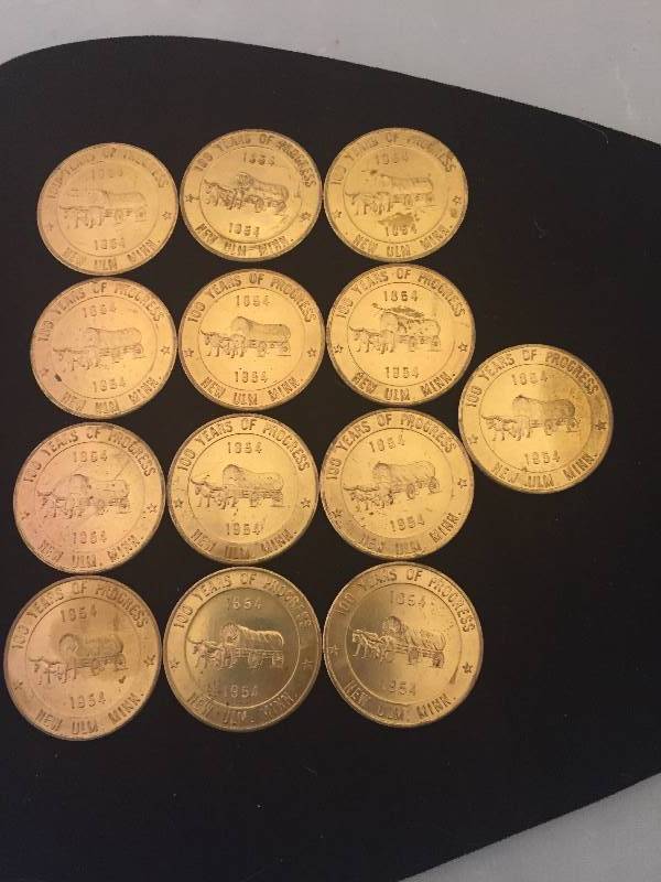 lot 7 image: 13 Schells Beer Coin Token 1954