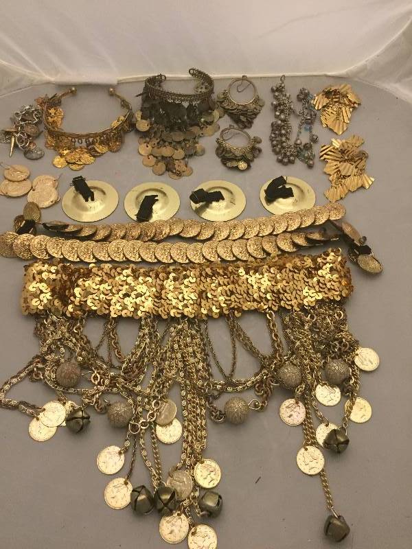 lot 15 image: Belly Dancing Jewelry