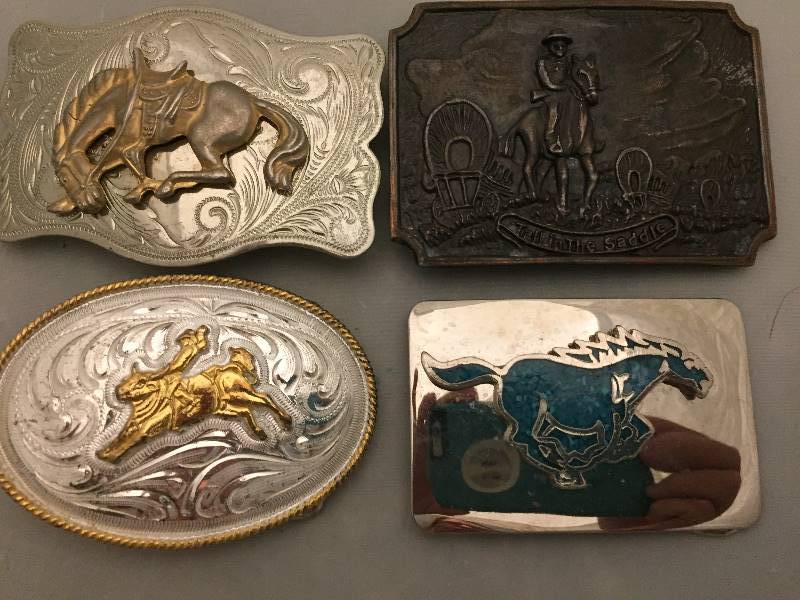 lot 145 image: Belt Buckles - Rodeo Cowboy