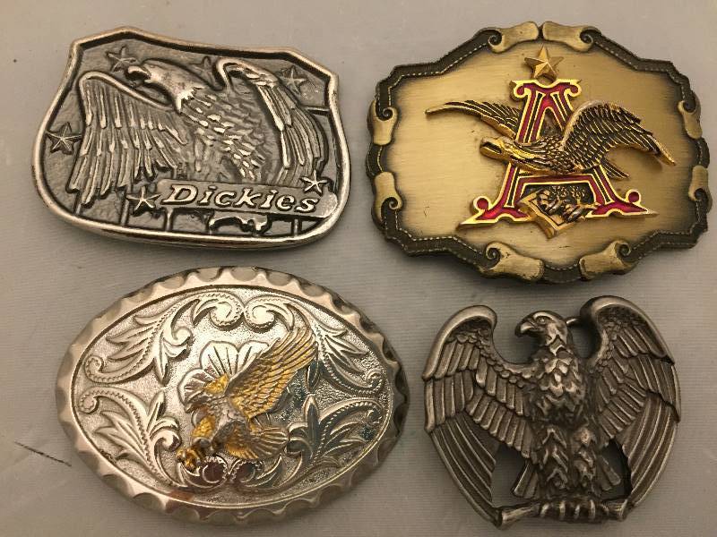 lot 29 image: Belt Buckles - Eagles