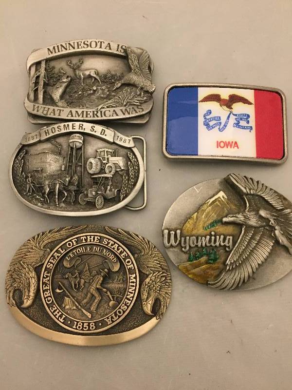 lot 85 image: Belt Buckles - Iowa Minnesota South Dakota Wyoming
