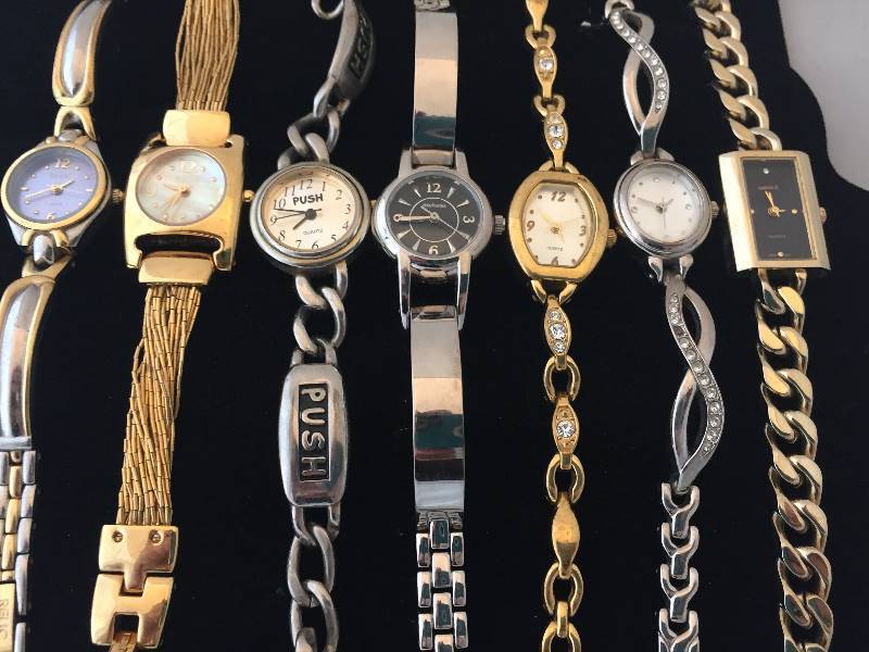 lot 154 image: Womens Watches