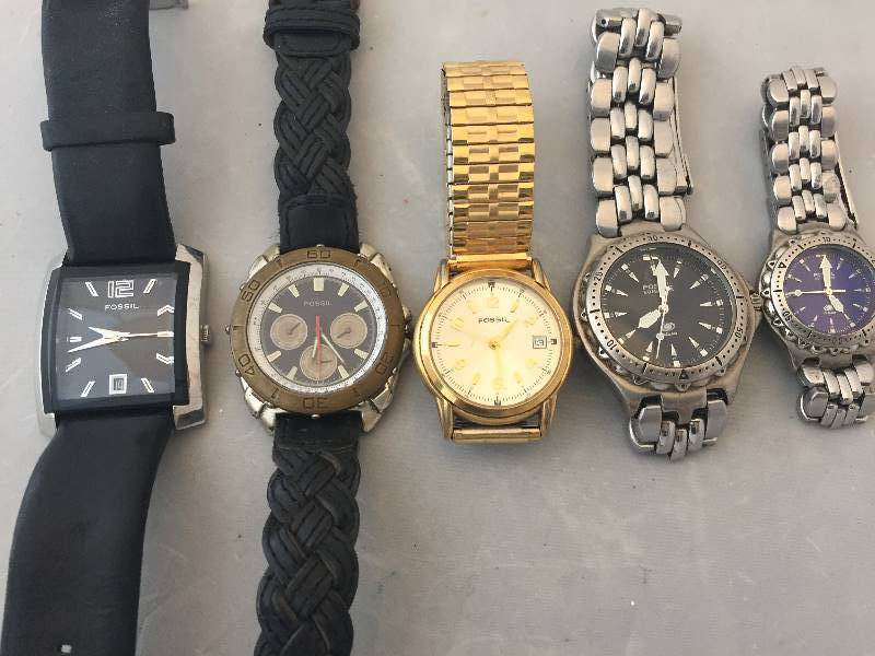 lot 97 image: Watches - Fossil