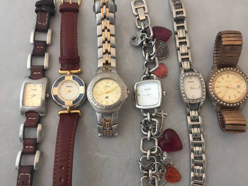 lot 67 image: Watches - Fossil