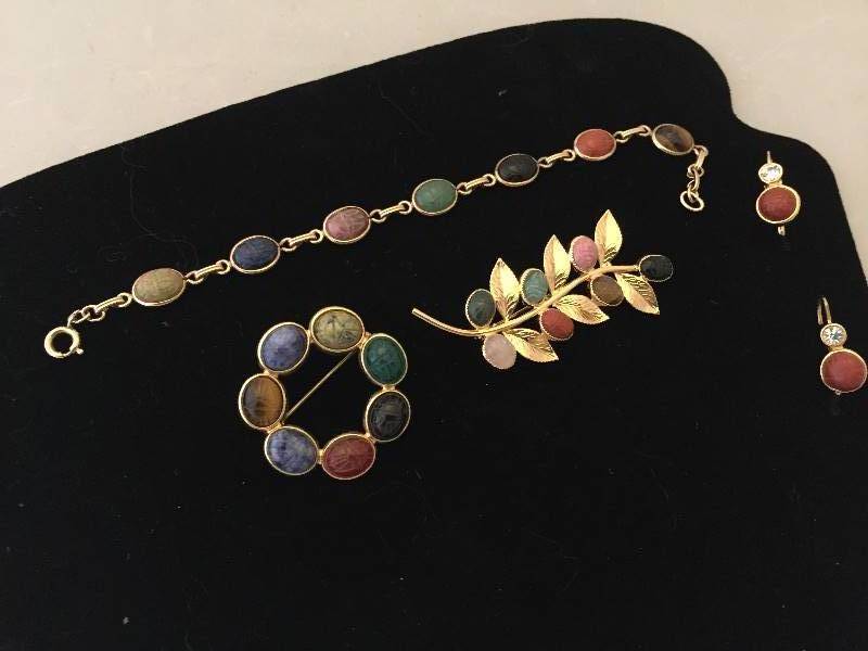 lot 49 image: Scarab Stone Jewelry