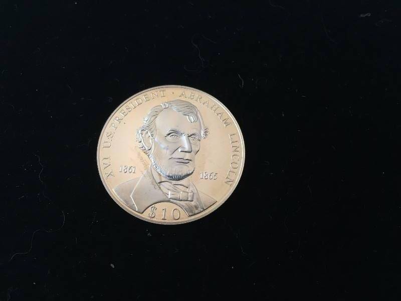lot 38 image: Abraham Lincoln President $10 Coin