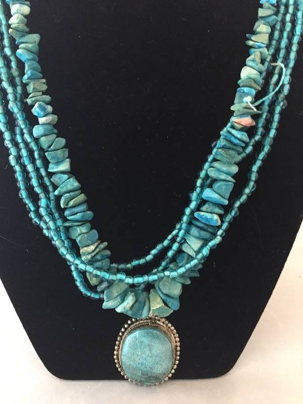 lot 33 image: Turquoise - Turquoise Like Necklace