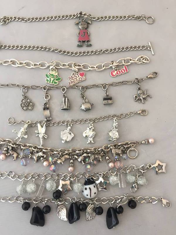 lot 34 image: Charm Bracelets - Qty 8
