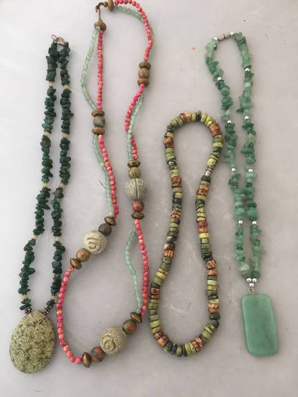 lot 107 image: Necklaces - Natural Stone