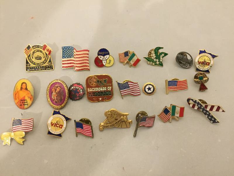 lot 115 image: TacsPins - American Patriotic Religious