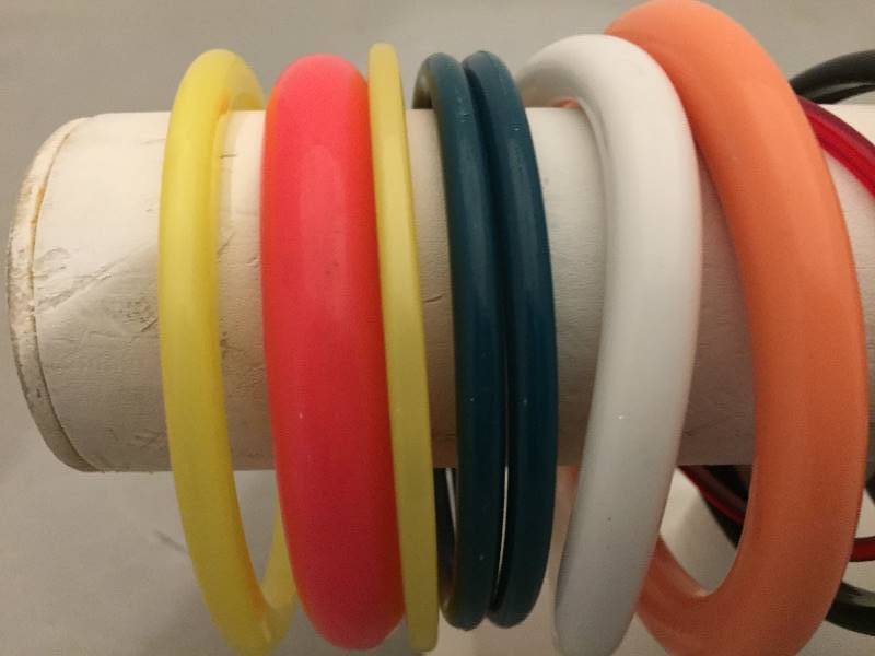 lot 148 image: Bracelets - Vintage Plastic Bangles
