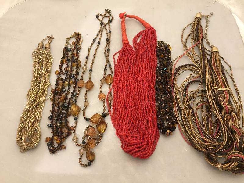 lot 140 image: Necklaces - Seed Bead & Stone & Glass