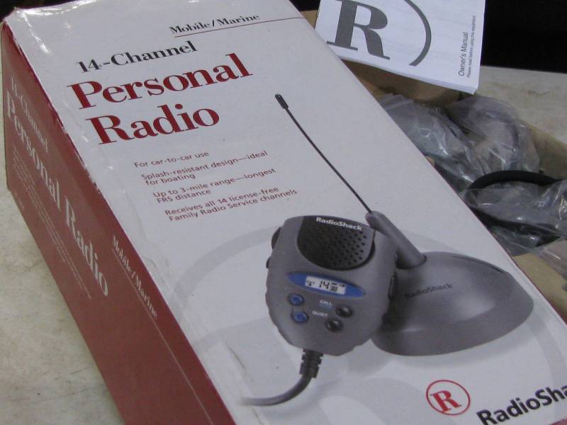 lot 31 image: 14-Channel Personal Radio