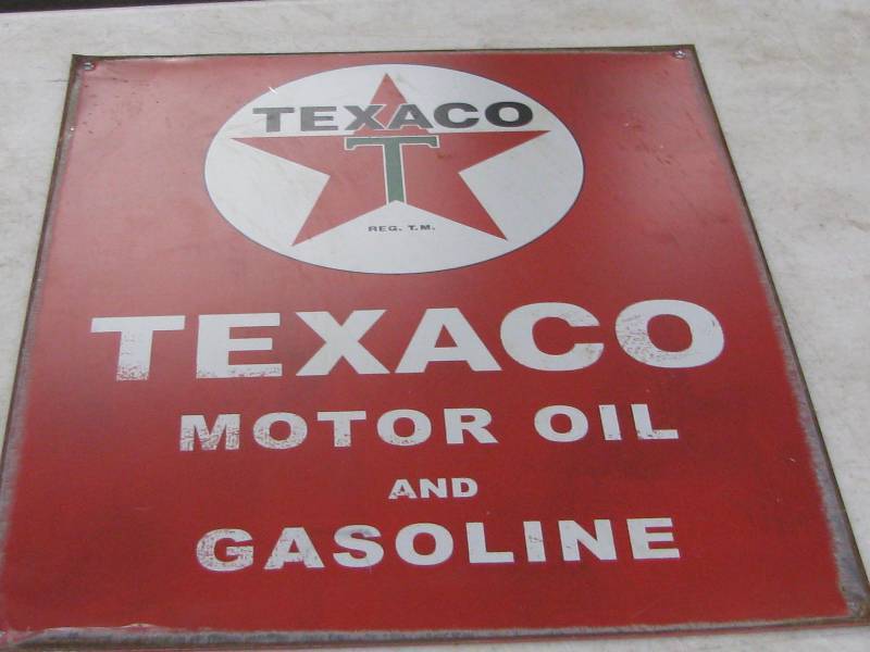 lot 92 image: Texaco Sign