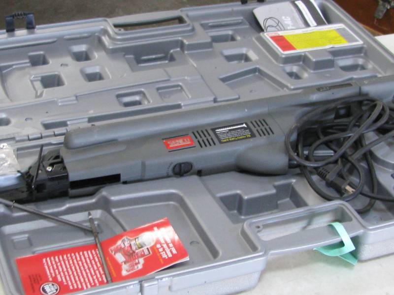 lot 118 image: Senco Screw Gun