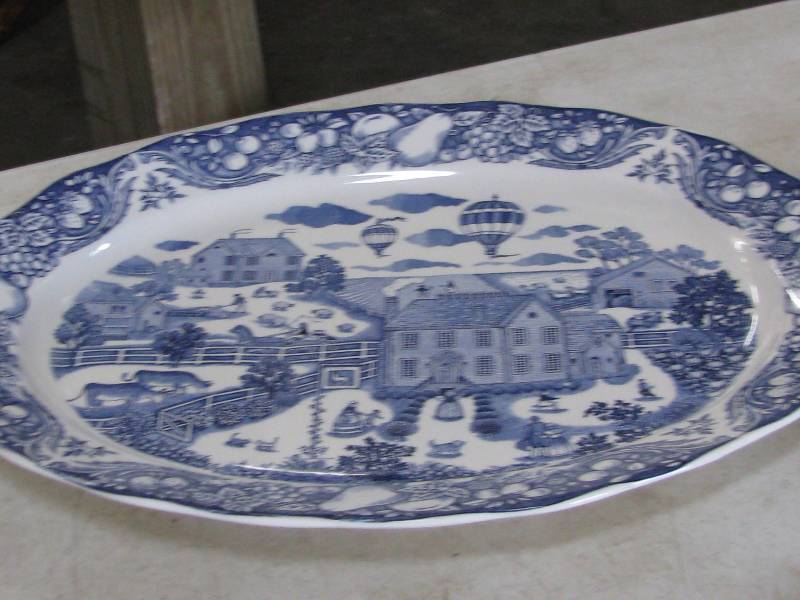 lot 133 image: Turkey Platter
