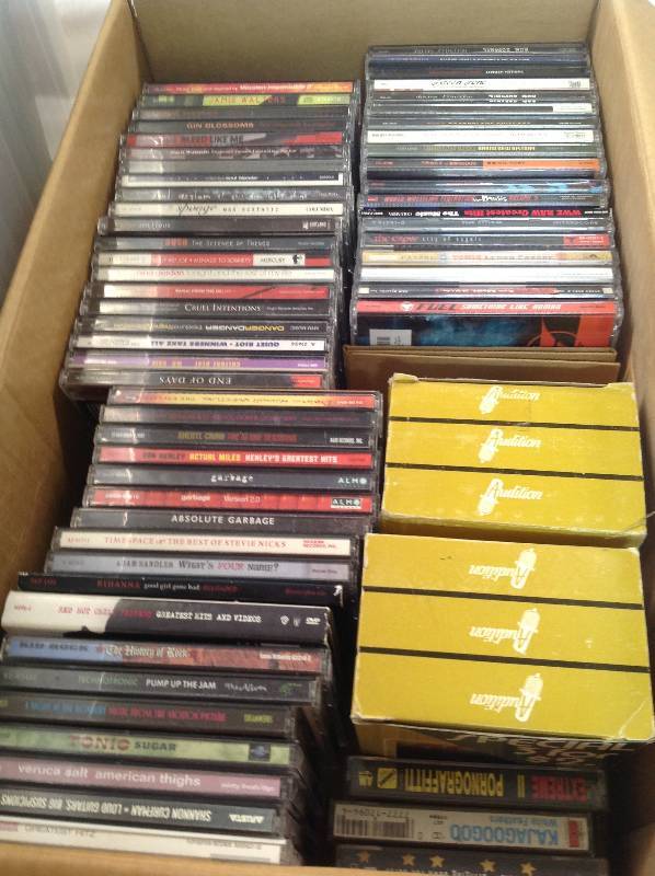 lot 95 image: Large amount Records and Cds