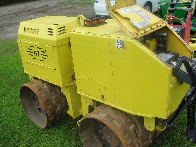 WACKER  ARTICULATING  DRUM  PACKER